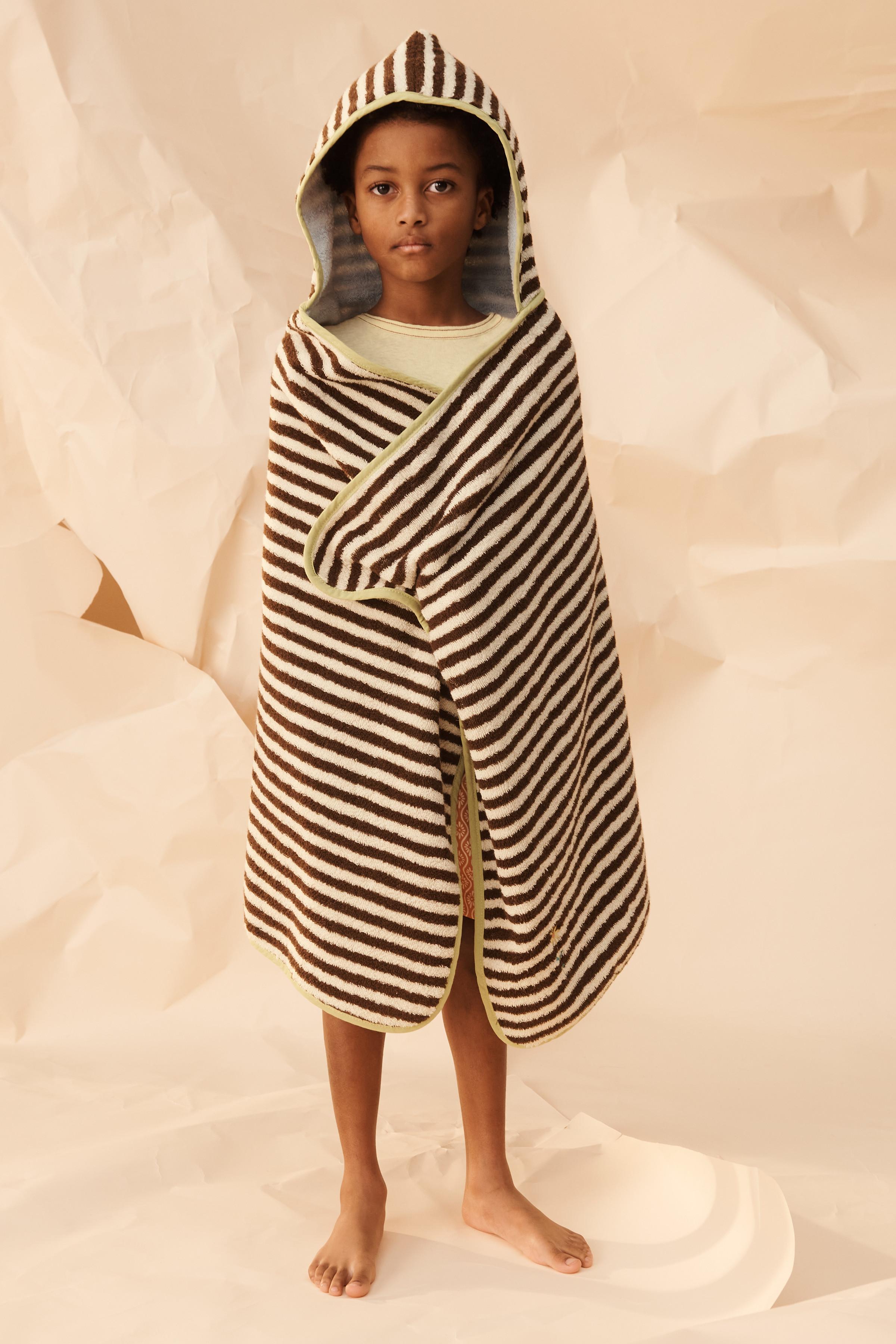 PONCHO SERVIETTE À RAYURES LISERÉS CONTRASTÉS ÉDITION LIMITÉE